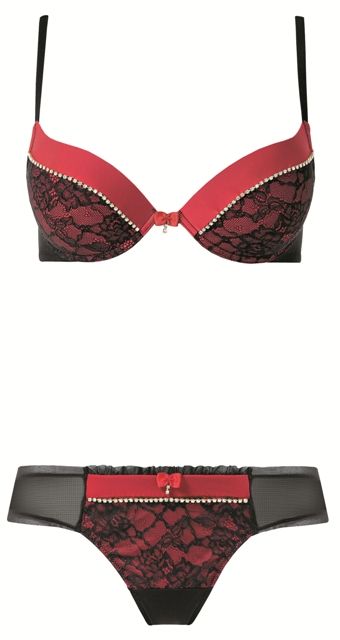 Τα Χριστούγεννα ήρθαν στα Intimissimi