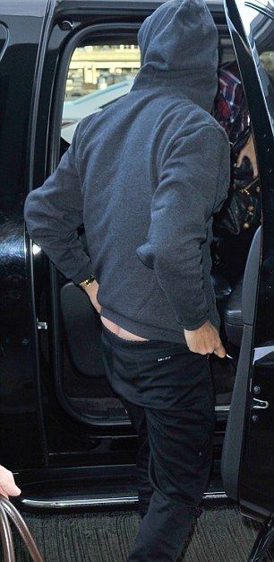 Το παράκανε: Ποιος celebrity αποκάλυψε περισσότερα από όσα αντέχουμε;