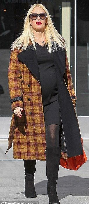 Gwen Stefani: Η πιο στιλάτη έγκυος, σε μια ακόμη άψογη εμφάνιση!