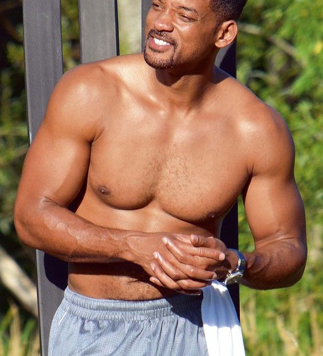 Will Smith, sexy στα 45 του: Δείτε τον ημίγυμνο! (φωτός)