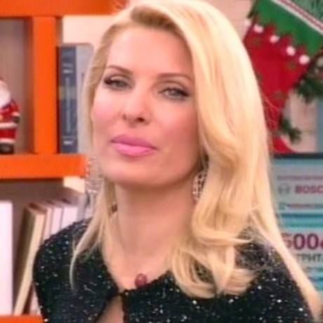 Ελένη Μενεγάκη: Το σημερινό look της είναι ιδανικό για το πρωτοχρονιάτικο ρεβεγιόν!