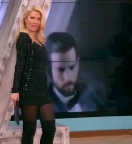 Ελένη Μενεγάκη: Το σημερινό look της είναι ιδανικό για το πρωτοχρονιάτικο ρεβεγιόν!