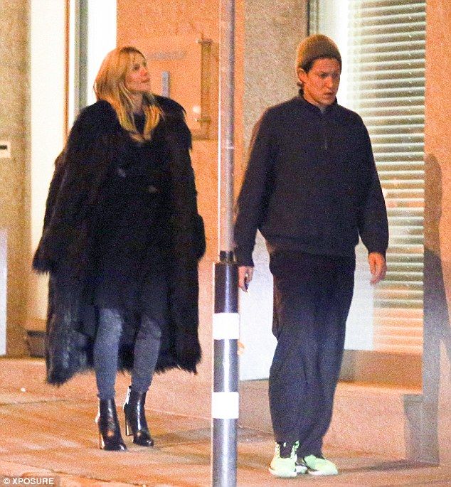 Τον συγχώρεσε;Το supermodel τα ξαναβρήκε με τον αγαπημένο της μετά την απιστία του