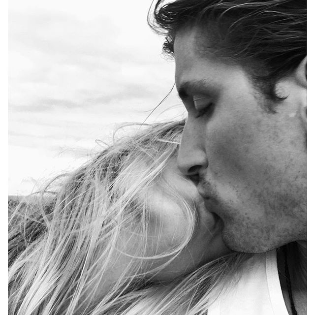 Candice Swanepoel: Η ολόγυμνη φωτογραφία στο instagram