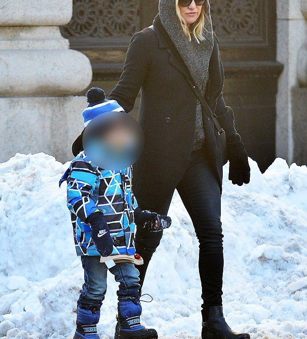 Η πρώτη εμφάνιση της Kate Hudson μετά την γυμνή φωτογραφία & η... έκπληξη που επεφύλασσε