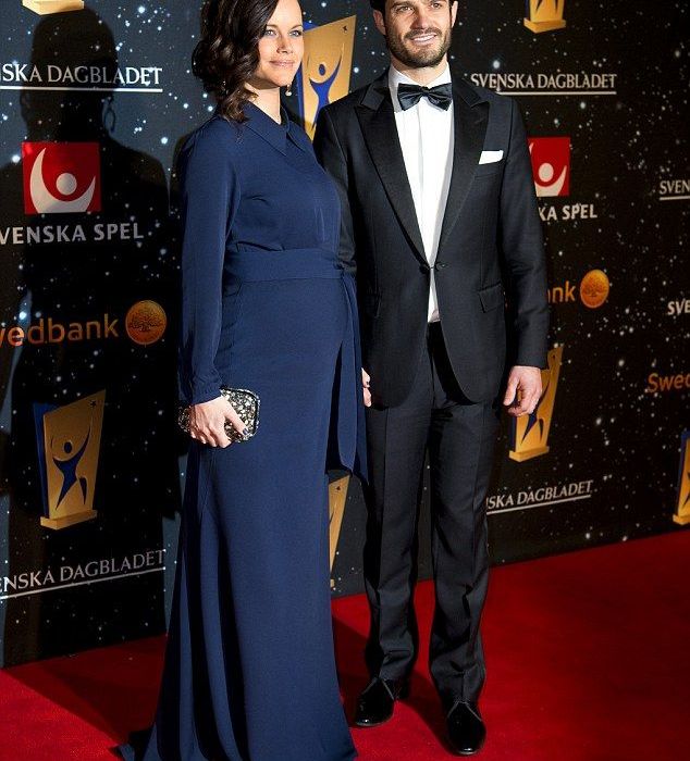 Η νέα εμφάνιση του γαλαζοαίματου «Christian Grey» είναι ακριβώς αυτό που ήθελες