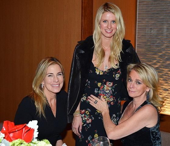 Οι πρώτες φωτογραφίες της εγκυμονούσας, Nicky Hilton