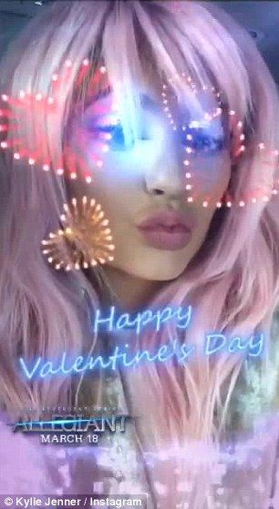 Η Kylie Jenner, η αλλαγή στα μαλλιά της και το απίστευτο δώρο για τον Άγιο Βαλεντίνο!