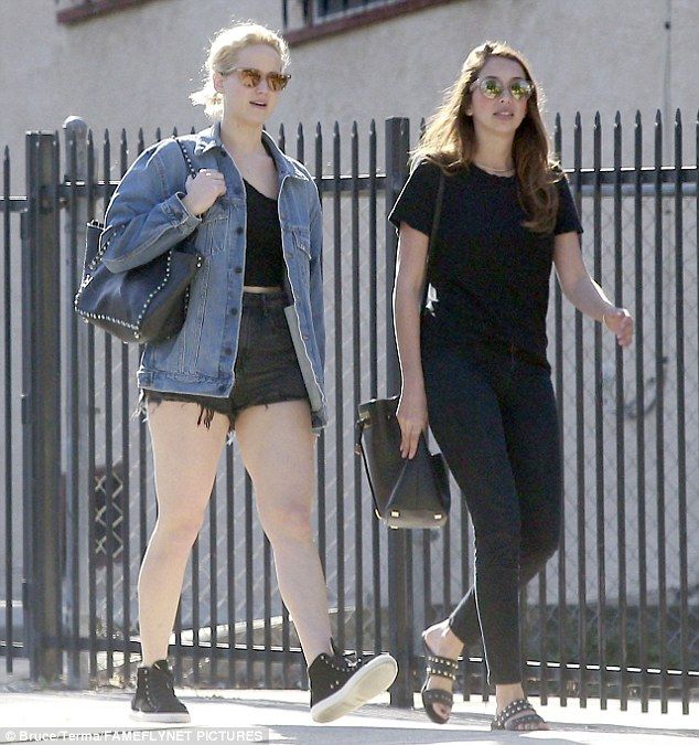 H Jennifer Lawrence πάχυνε και έγινε ακόμα πιο σέξι: Δείτε τις φωτογραφίες