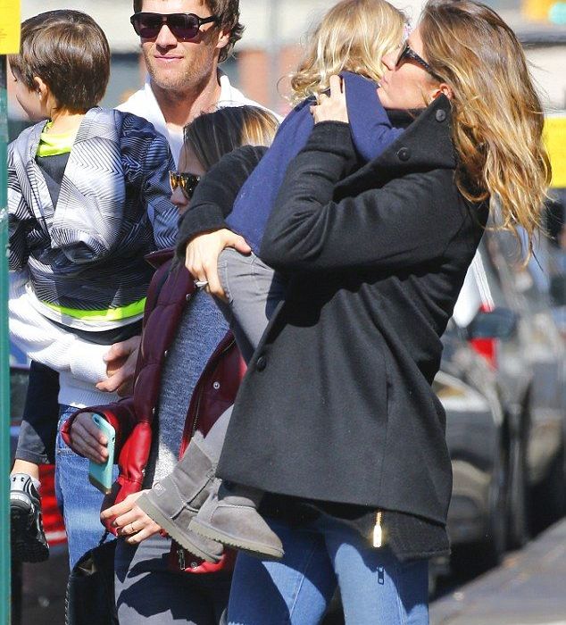 Gisele: Οικογενειακή έξοδος με τον Tom Brady και τα παιδιά τους