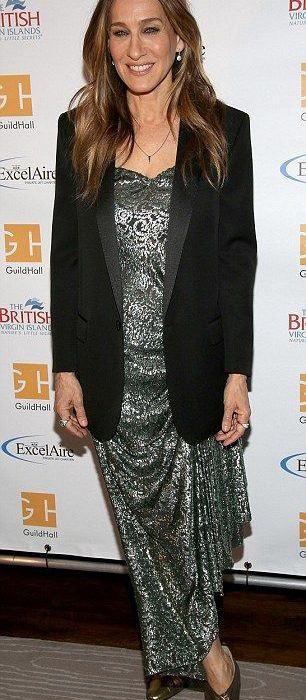 Ε όχι: H Sarah Jessica Parker κατέστρεψε το outfit της με μία και μόνο της επιλογή!
