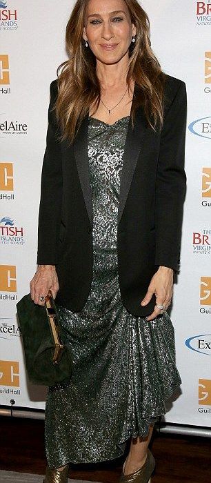Ε όχι: H Sarah Jessica Parker κατέστρεψε το outfit της με μία και μόνο της επιλογή!