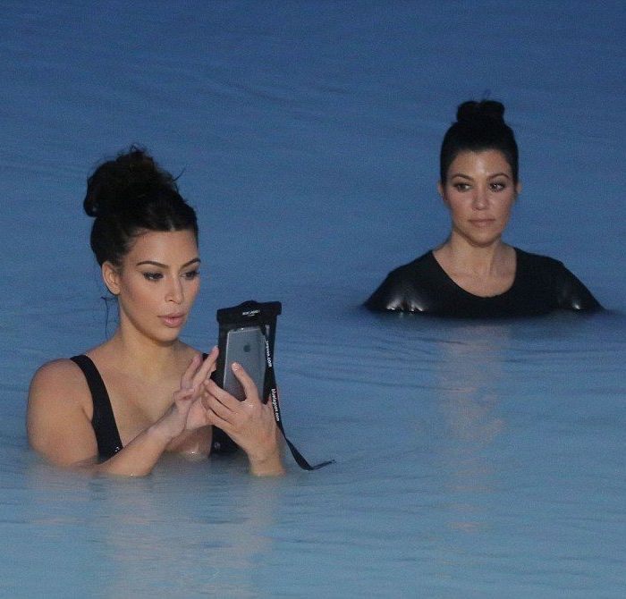 Για πρώτη φορά μετά τη γέννα: Δείτε την Kim Kardashian με μαγιό!