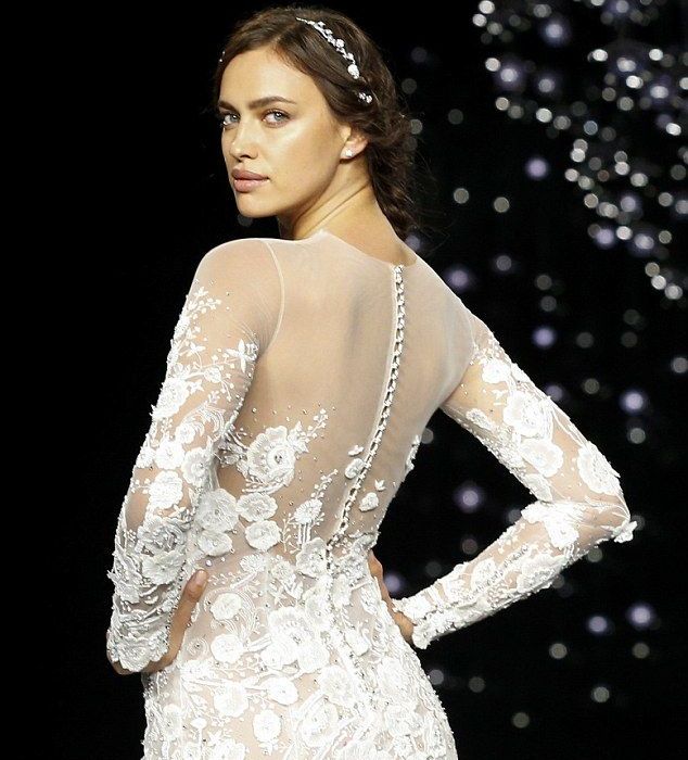 Είδαμε την Irina Shayk με νυφικό. Bradley θα το πάρεις το κορίτσι τελικά;