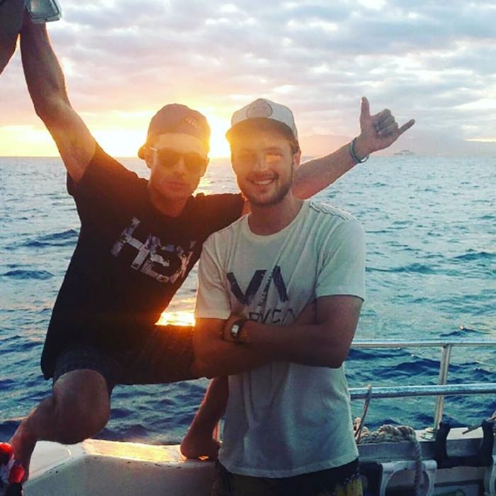 Έχετε δει τον αδερφό του Zac Efron; Για ρίξτε μια ματιά