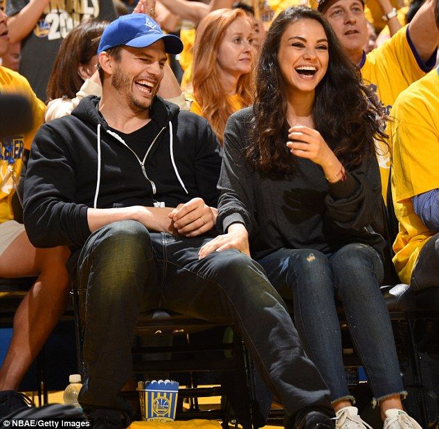 Kutcher-Kunis: Οι φωτος που αποδεικνύουν ότι είναι το πιο ερωτευμένο ζευγάρι στο Hollywood