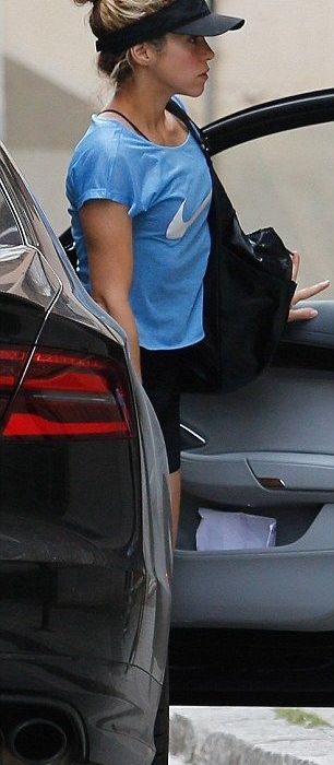 Απλά συγκλονιστική: Η Shakira έχει φτιάξει το απόλυτο κορμί και... μας το δείχνει