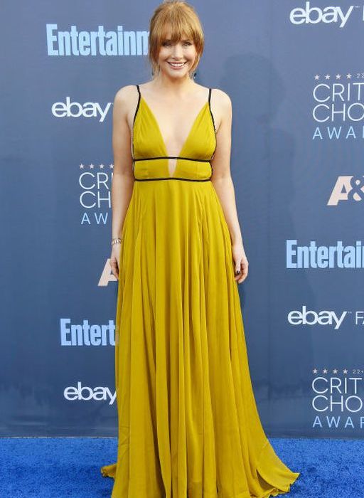 H Bryce Dallas Howard με φόρεμα Topshop.