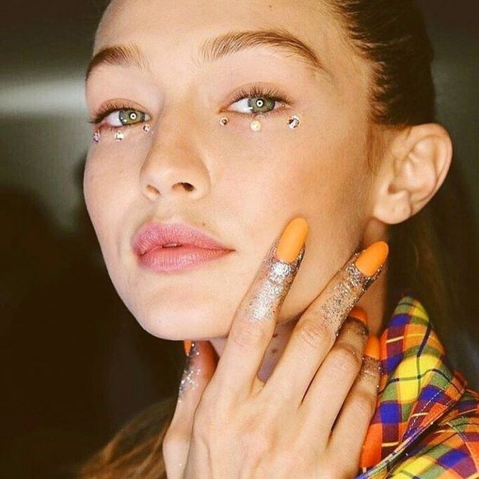 Ούτε σκιές, ούτε κραγιόν, ούτε makeup: Αυτό το beauty look είχε κάτι ακόμη πιο ξεχωριστό!