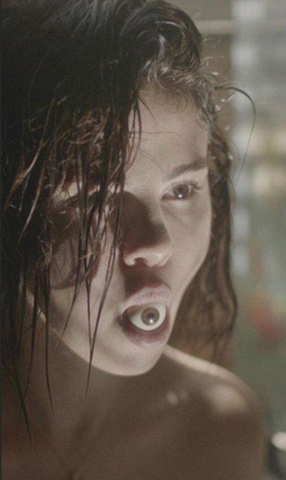 Λάθος: Και κάπως έτσι, η Selena Gomez έχασε τους θαυμαστές της