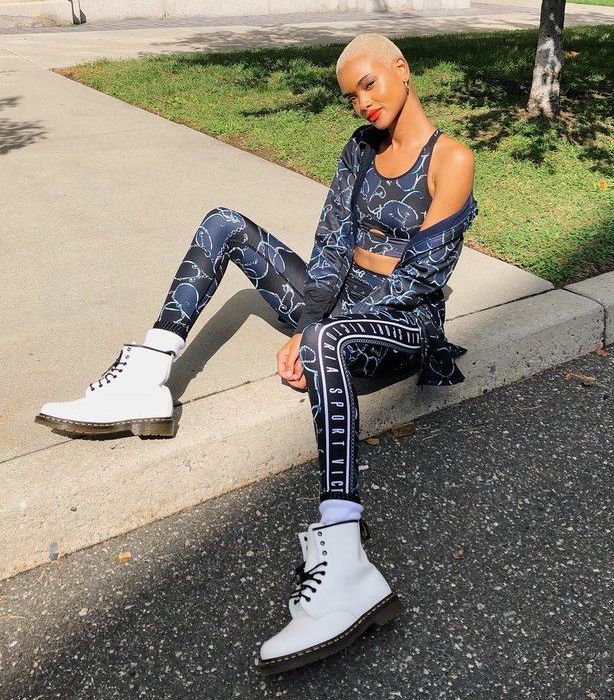 Iesha Hodges, 23