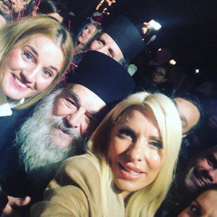 Ελένη Μενεγάκη: Σπάνια πόζα αγκαλιά με το Μάκη Παντζόπουλο στο Instagram