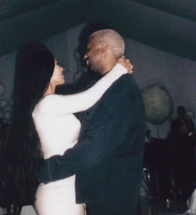 Η μέρα που η Kim Kardashian γνώρισε την πεθερά της σημαδεύτηκε από αυτήν τη φωτογραφία