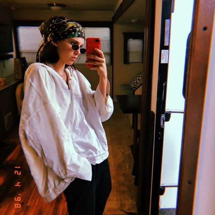 Η δήλωση της Millie Bobby Brown για τον Penn Badgley του «You», μας προβλημάτισε