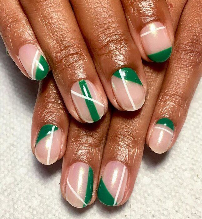 @nailsbycat0501 Στο απόλυτο χρώμα της σεζόν: Το πράσινο