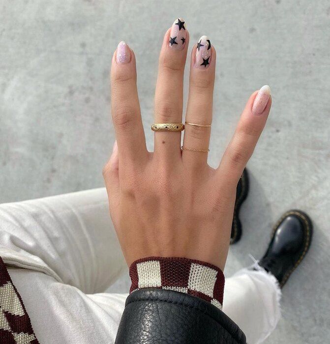 @nailartbyqueenie