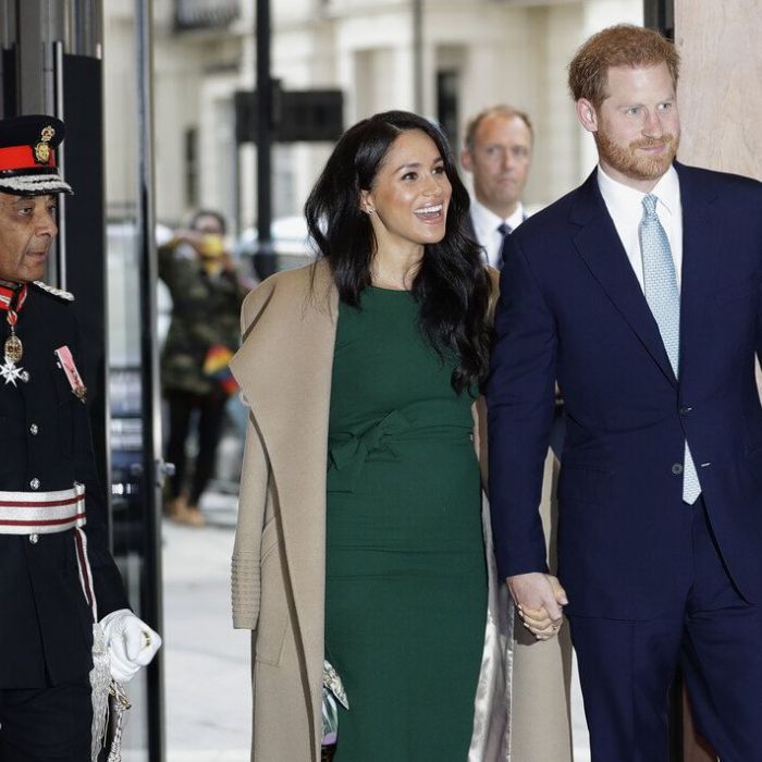 Κι όμως μπορεί να συμβεί! Η Meghan και ο Harry θα πάρουν ξανά τους royal τίτλους τους;
