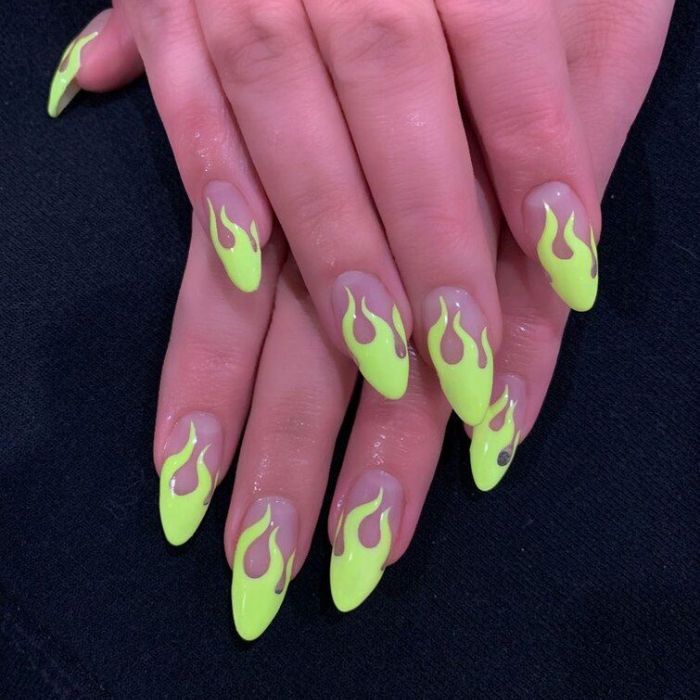 @nailsbymei