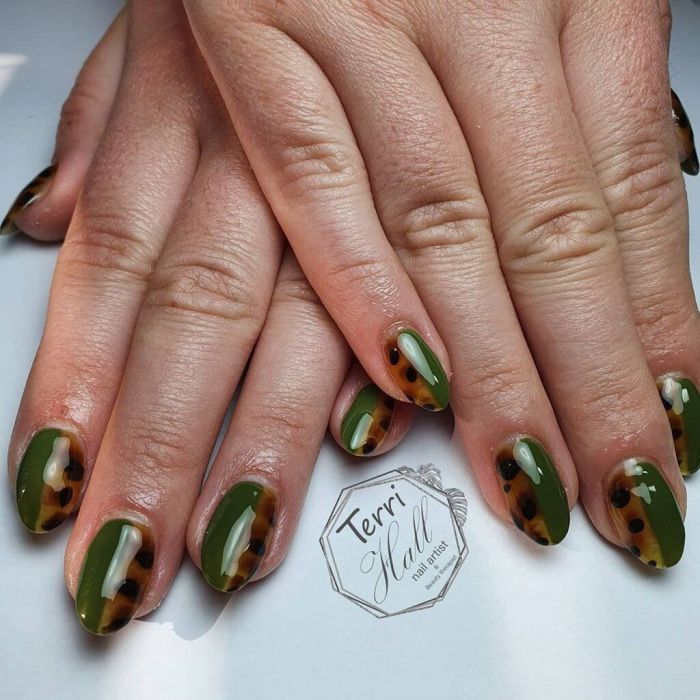 @terrihallnails