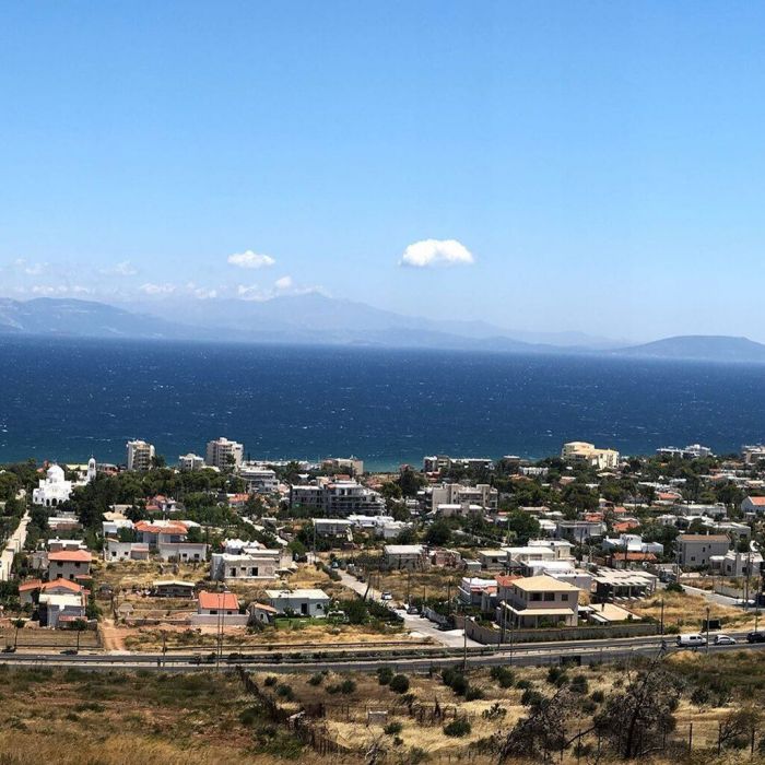 «Βγαλμένο από παραμύθι» είναι το σπίτι του Σάκη Ρουβά και της Κάτιας Ζυγούλη