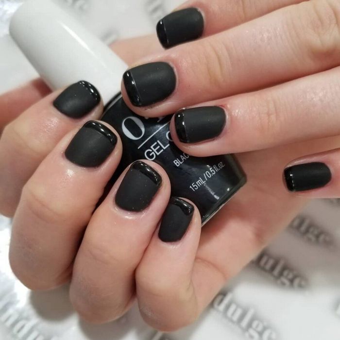@indulgenailstudio