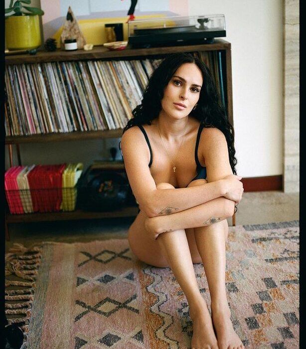 Demi Moore: Η κόρη της, Rumer είναι… σωσίας της (photos)