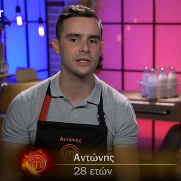 Κάποια στιγμή αποφάσισε πως θα ήθελε να σπουδάσει μαγειρική, εκεί συνειδητοποίησε τι έχανε τόσο καιρό, καθώς η μαγειρική είναι η ζωή του.