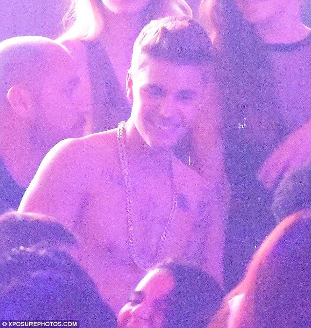Αποκλείεται! Ποιος να το πίστευε πως o Justin Bieber κάνει παρέα με την...