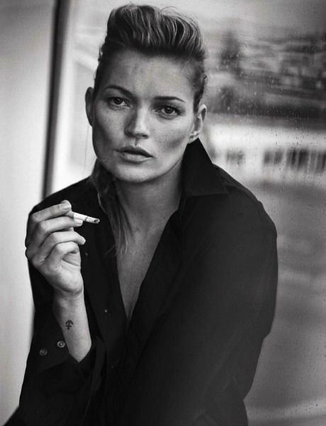 Έτσι είναι η Kate Moss χωρίς photoshop!