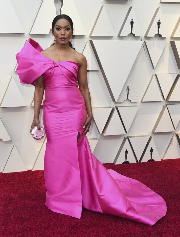 H Angela Bassett με Reem Acra