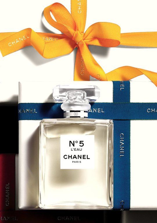 N°5 Holiday της Chanel