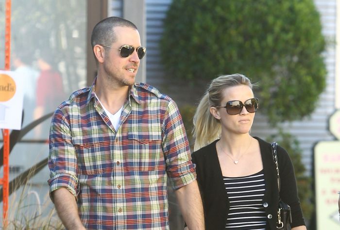 H Reese Witherspoon αρραβωνιάστηκε, ξανά