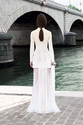 Έργα τέχνης με υπογραφή Givenchy