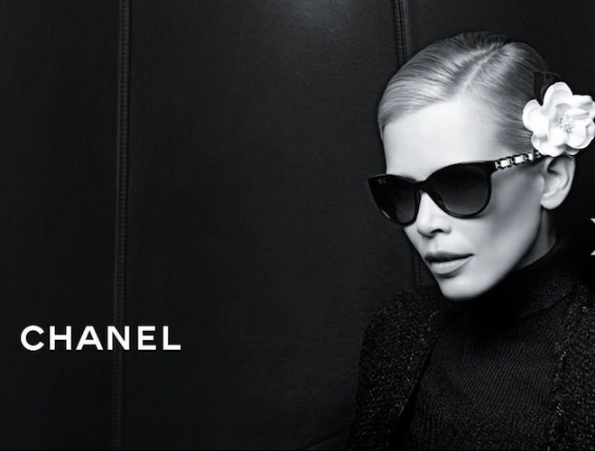 Claudia Schiffer: σαν να μην πέρασε μια μέρα