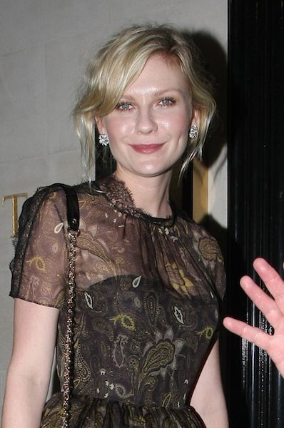Η Kirsten Dunst και το σιφόν λαχούρι