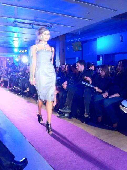 To fashion show των Mi-Ro στο twitter