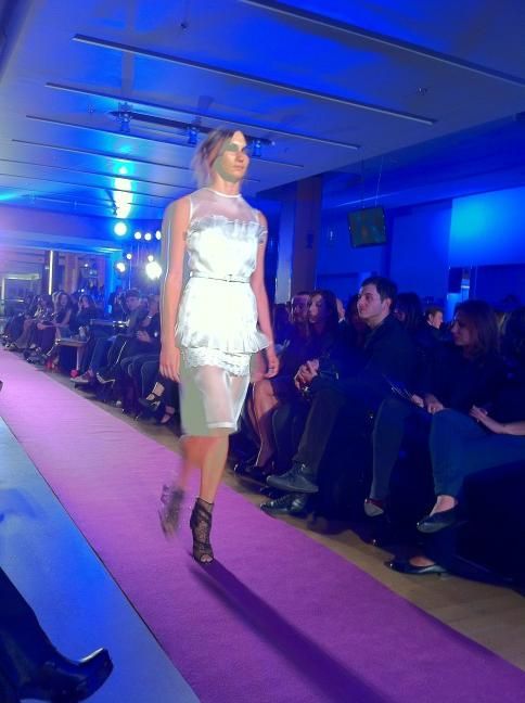 To fashion show των Mi-Ro στο twitter