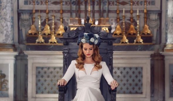 Lana Del Rey: Το hip κορίτσι είναι το νέο style icon