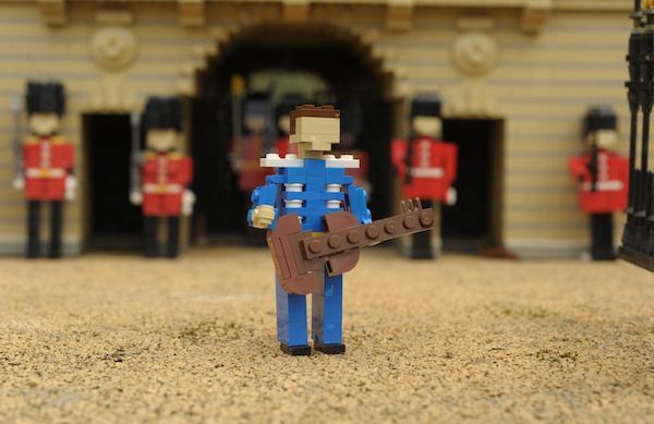 Και οι celebrity έγιναν… Lego