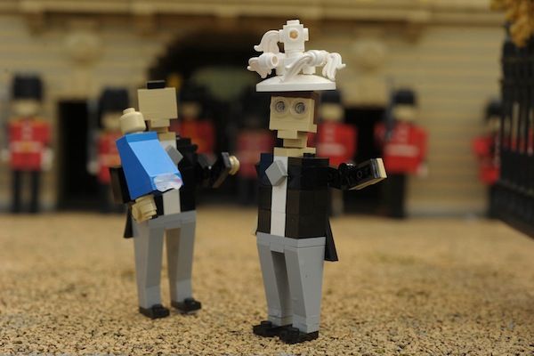 Και οι celebrity έγιναν… Lego
